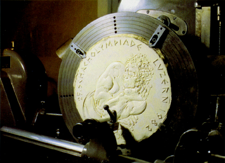 «Gipsmodell Medaille Schacholympiade 1982»